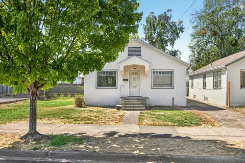 625 Pine St, Medford, OR 97501