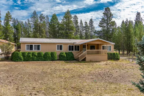 52128 Stearns Rd, La Pine, OR 97739