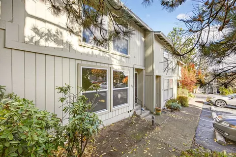 311 Glenn St, Ashland, OR 97520