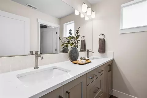 3954 NE Oakside Lp, Bend, OR 97701 photo 11