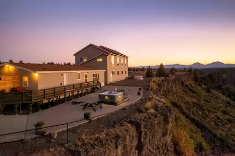 9813 Geneva View Rd, Terrebonne, OR 97760
