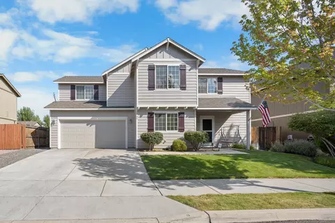 2965 SW Deschutes Ave, Redmond, OR 97756