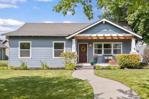 1825 NW Ivy Ave, Redmond, OR 97756