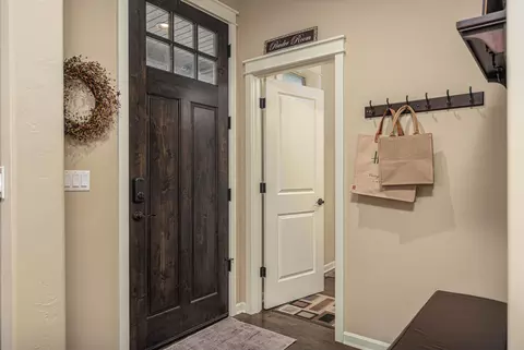 Entry Way - 63138 Dakota Dr, Bend, OR 97701 photo 2 of 4