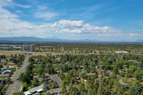 63640 High Standard Dr, Bend, OR 97701 photo 26