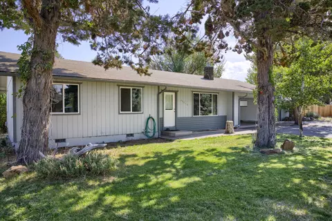 63640 High Standard Dr, Bend, OR 97701 photo 23