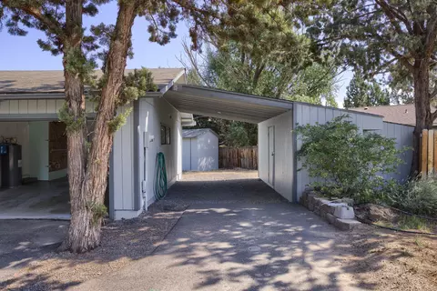 63640 High Standard Dr, Bend, OR 97701 photo 22
