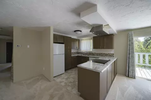 63640 High Standard Dr, Bend, OR 97701 photo 4