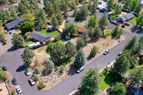63640 High Standard Dr, Bend, OR 97701 photo 28