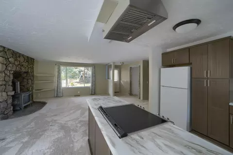63640 High Standard Dr, Bend, OR 97701 photo 3