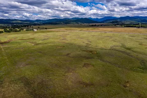 0 Riley Rd, Eagle Point, OR 97524
