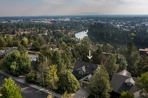 View/Area - 2440 NW 2nd St, Bend, OR 97703 photo 2 of 3