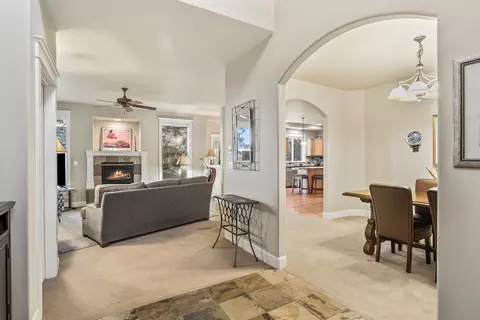 Entry Way - 2440 NW 2nd St, Bend, OR 97703 photo 2 of 3