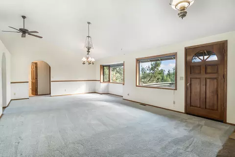 64499 Mcgrath Rd, Bend, OR 97701 photo 5