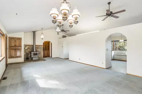 64499 Mcgrath Rd, Bend, OR 97701 photo 7