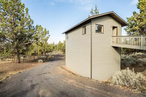 64499 Mcgrath Rd, Bend, OR 97701 photo 30
