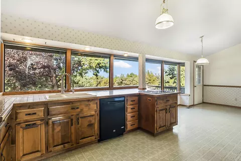 64499 Mcgrath Rd, Bend, OR 97701 photo 9