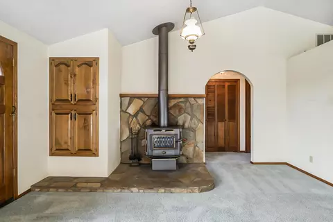 64499 Mcgrath Rd, Bend, OR 97701 photo 8