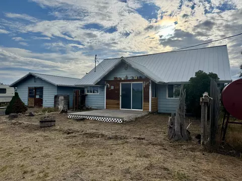 57674 Buckskin Rd, Christmas Valley, OR 97641