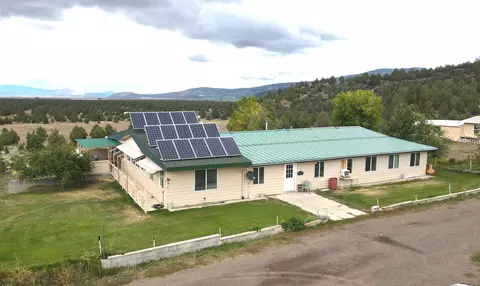 13330 Homeland Rd, Macdoel, CA 96058