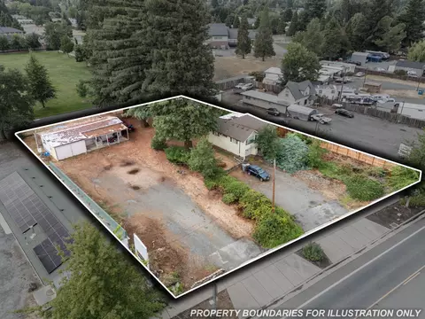 1461 Rogue River Hwy, Grants Pass, OR 97527