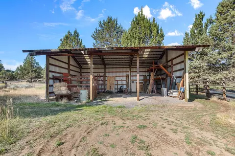 Exterior - 61235 Ward Rd, Bend, OR 97702 photo 7 of 9