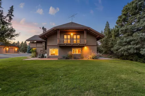 61235 Ward Rd, Bend, OR 97702