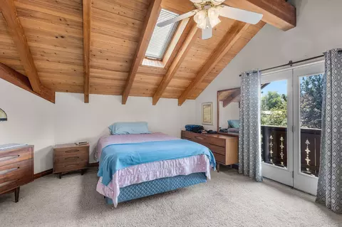Bedroom - 61235 Ward Rd, Bend, OR 97702 photo 1 of 3