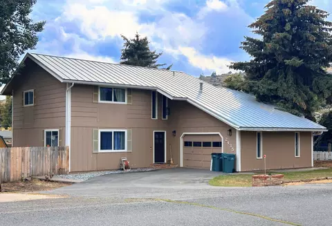2435 Lindley St Way, Klamath Falls, OR 97601