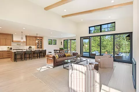 3018 NW Tharp Ave, Bend, OR 97703 photo 6