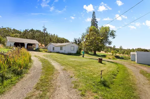 4090 Payne Rd, Medford, OR 97504