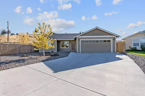 1087 NE Crista Ct, Prineville, OR 97754
