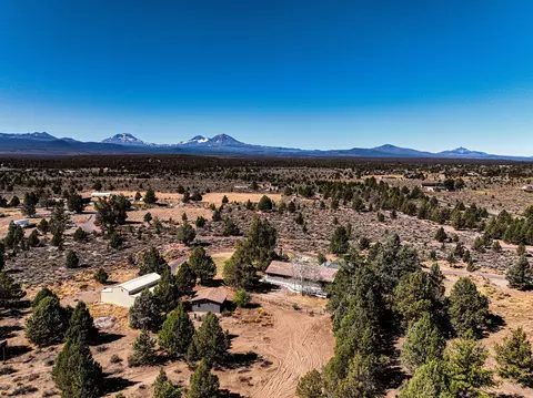 View/Area - 17845 Plainview Rd, Bend, OR 97703 photo 7 of 8