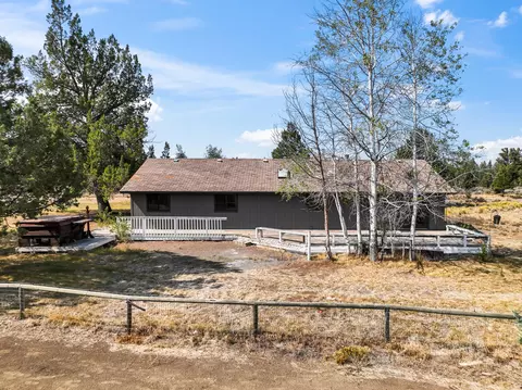 Exterior - 17845 Plainview Rd, Bend, OR 97703 photo 6 of 6