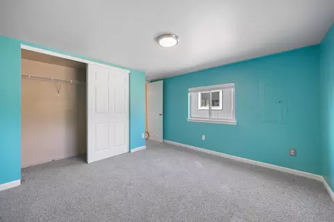 Bedroom - 66405 Cline Falls Rd, Bend, OR 97703 photo 4 of 4
