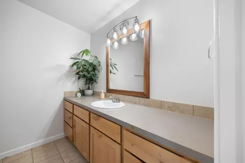 Bath - 66405 Cline Falls Rd, Bend, OR 97703 photo 3 of 5