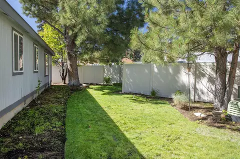 498 N Wheeler Loop, Sisters, OR 97759 photo 24