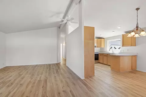 498 N Wheeler Loop, Sisters, OR 97759 photo 6