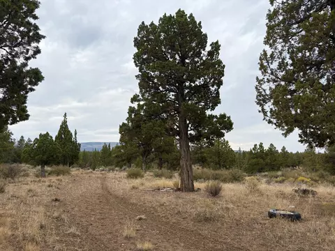 2200 Oak Ln, Prineville, OR 97754