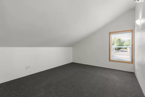 133 S Main St, Phoenix, OR 97535 photo 25