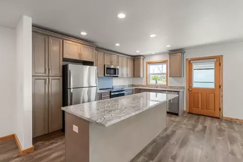 133 S Main St, Phoenix, OR 97535 photo 10