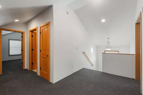 133 S Main St, Phoenix, OR 97535 photo 24