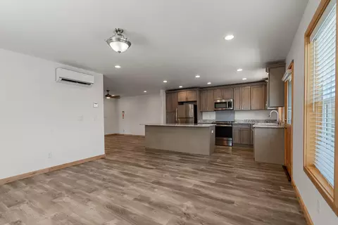 133 S Main St, Phoenix, OR 97535 photo 15