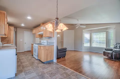 Living - 3318 Hoona Dr, Bend, OR 97701 photo 4 of 4