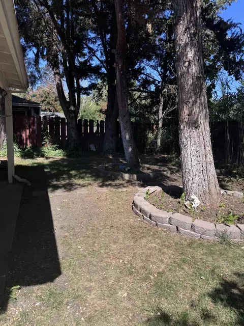 1125 Freeman Rd, Central Point, OR 97502 photo 7