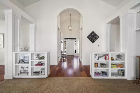 Entry Way - 61375 Huckleberry Pl, Bend, OR 97702 photo 2 of 2