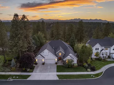 View/Area - 61375 Huckleberry Pl, Bend, OR 97702 photo 1 of 9
