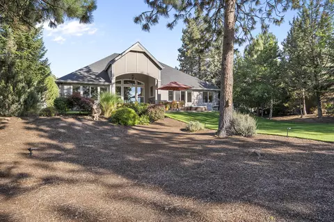 Exterior - 61375 Huckleberry Pl, Bend, OR 97702 photo 11 of 14