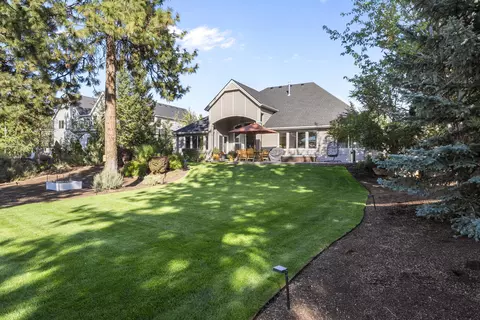 Exterior - 61375 Huckleberry Pl, Bend, OR 97702 photo 10 of 14