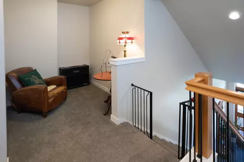 Entry Way - 63182 Iner Loop, Bend, OR 97701 photo 1 of 1